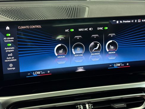 Used 2023 BMW 330i Sedan w/ Convenience Package RWD image 21