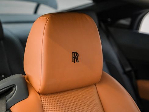 Used 2018 Rolls-Royce Wraith image 31