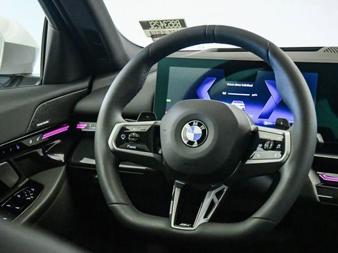 Used 2026 BMW 530i w/ M Sport Package RWD image 13