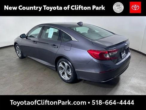 Used 2019 Honda Accord EX image 5
