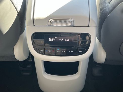 New 2026 Hyundai Ioniq 9 SE image 22