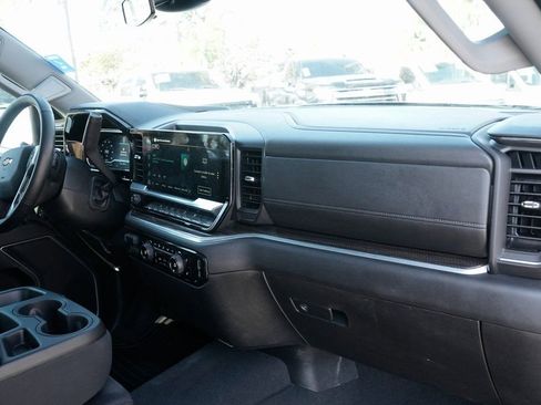 Used 2025 Chevrolet Silverado 1500 LT w/ All Star Edition Plus image 32