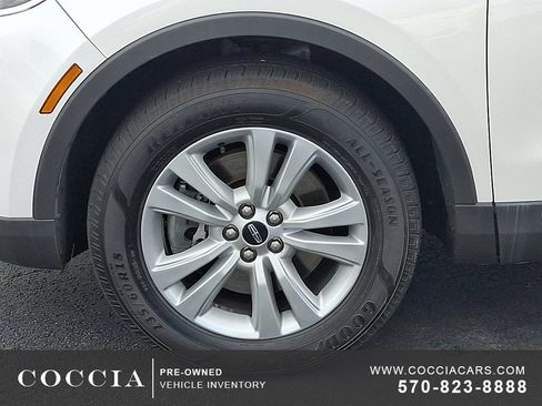 Used 2017 Lincoln MKX Select w/ Select Plus Package AWD/4WD image 8