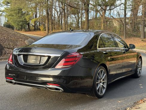 Used 2018 Mercedes-Benz S 560 Sedan image 18