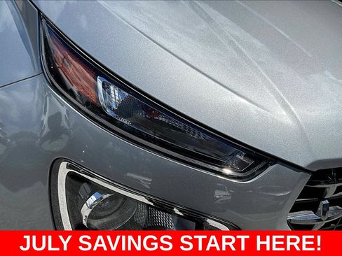 Used 2025 Hyundai Venue SEL FWD image 39