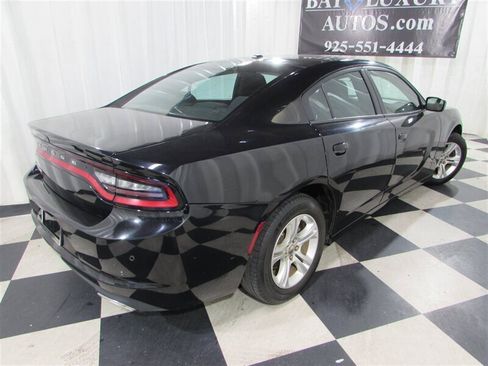 Used 2022 Dodge Charger SXT image 18