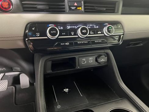 Used 2023 Honda Pilot EX-L image 19