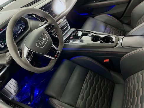 Used 2022 Audi RS e-tron GT w/ Year 1 Package image 22