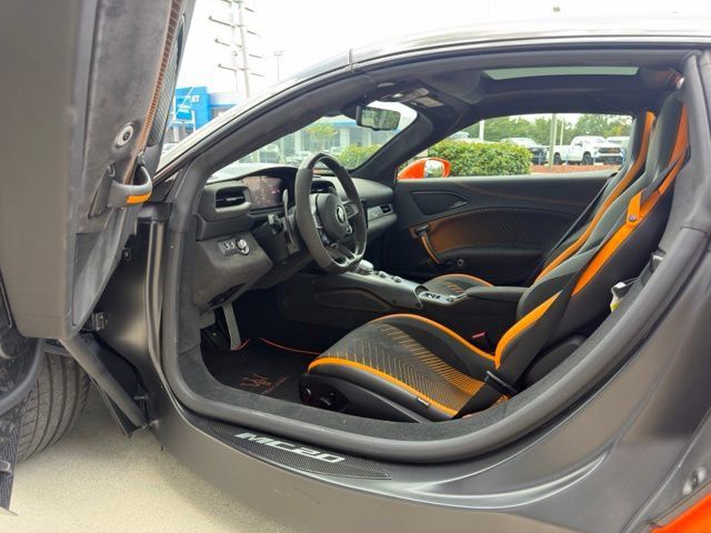 Used 2023 Maserati MC20 Spyder RWD image 5