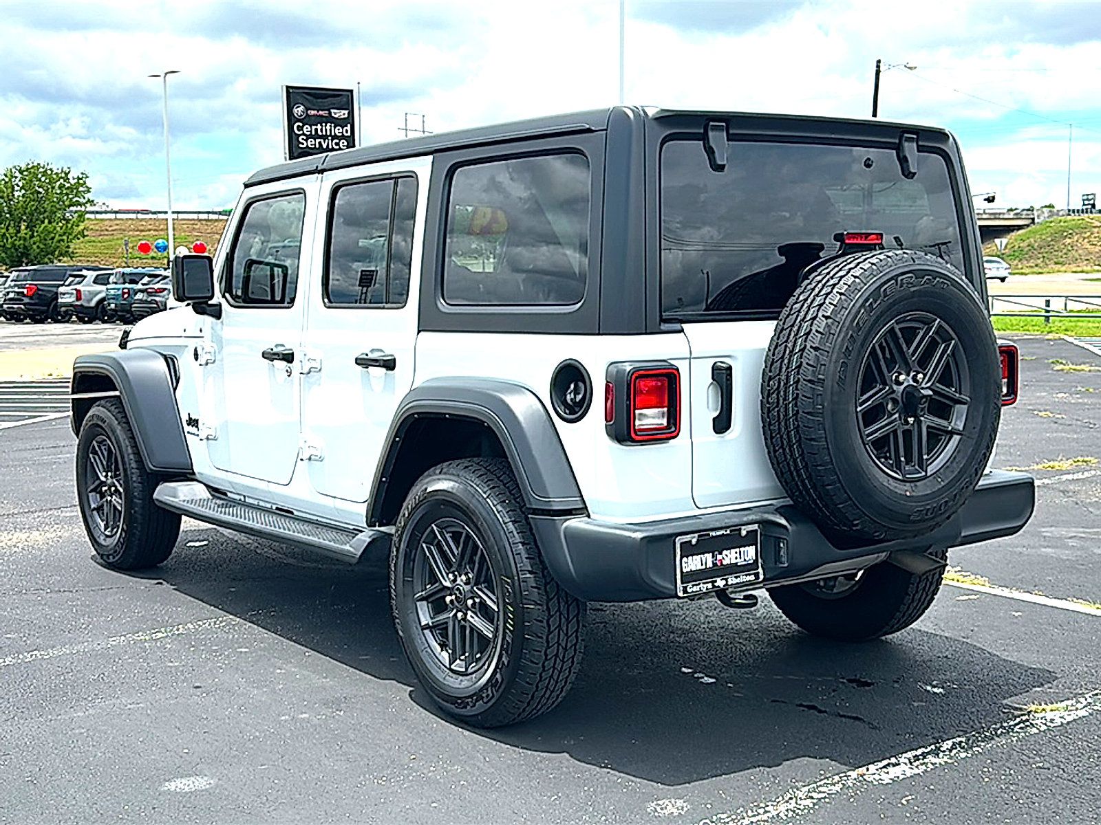 Used 2024 Jeep Wrangler Unlimited Sport AWD/4WD image 6