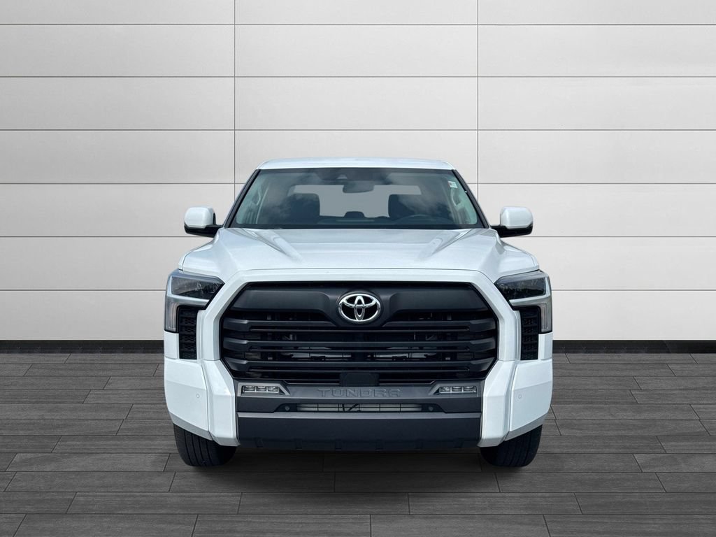 Used 2024 Toyota Tundra SR5 w/ SR5 Convenience Package AWD/4WD image 8