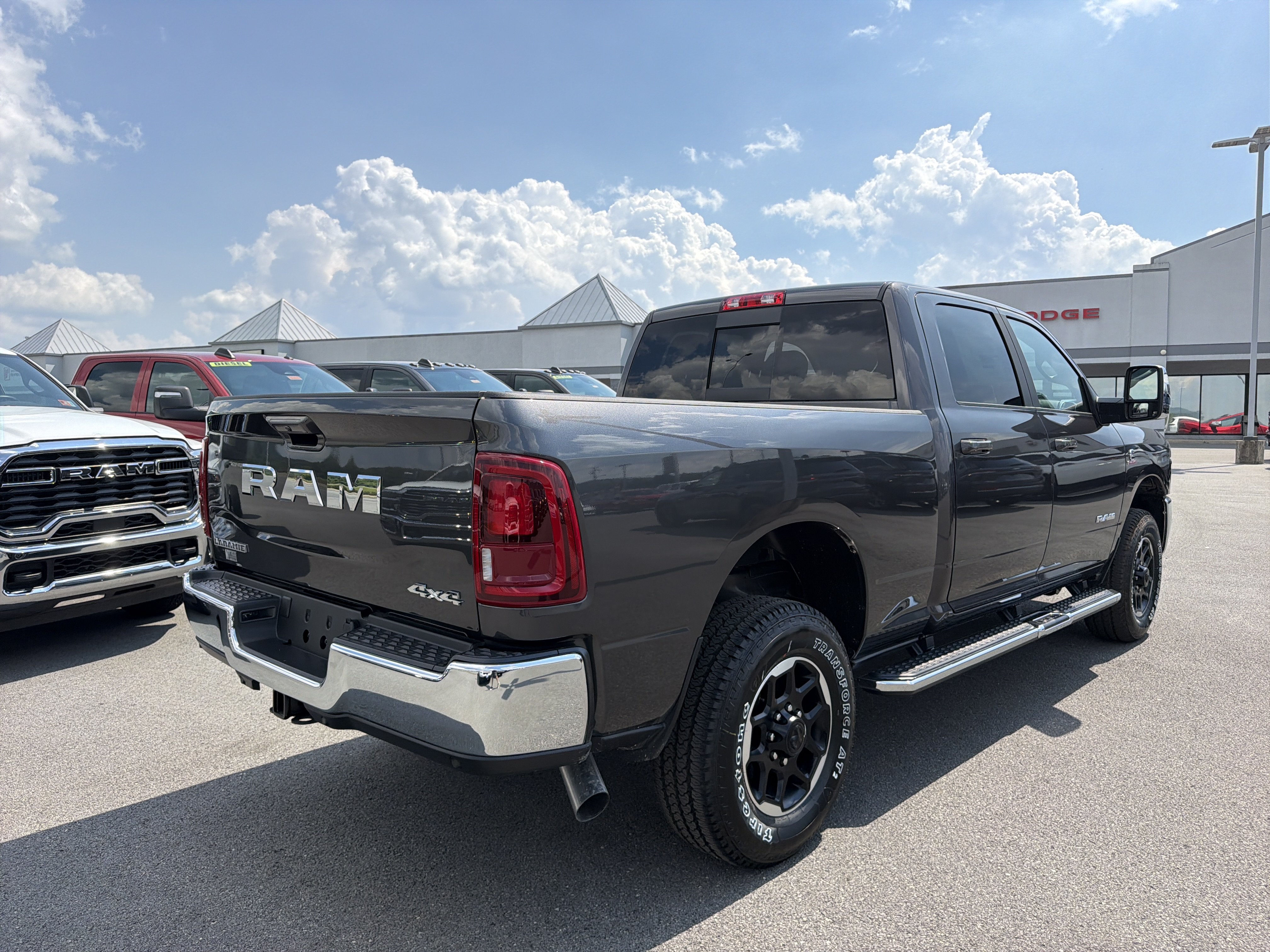 New 2027 RAM 2500 Laramie AWD/4WD image 7