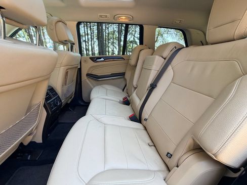 Used 2018 Mercedes-Benz GLS 550 4MATIC image 14