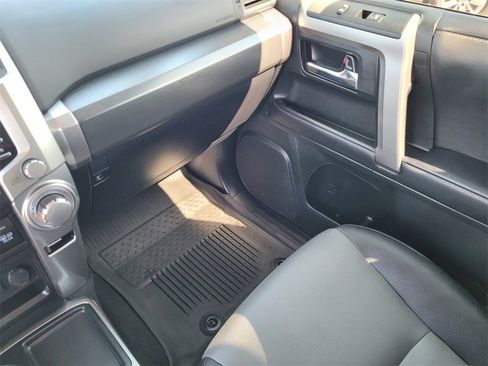 Used 2022 Toyota 4Runner SR5 Premium image 12