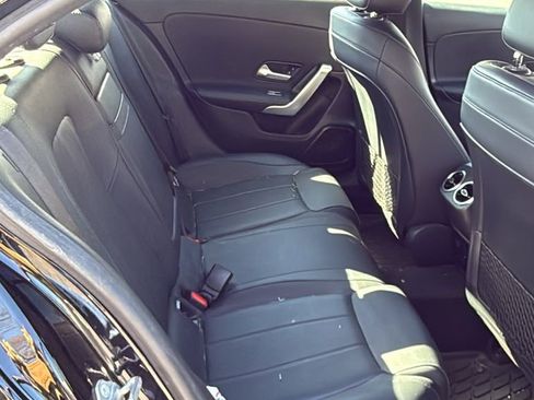 Used 2021 Mercedes-Benz A 220 4MATIC image 12