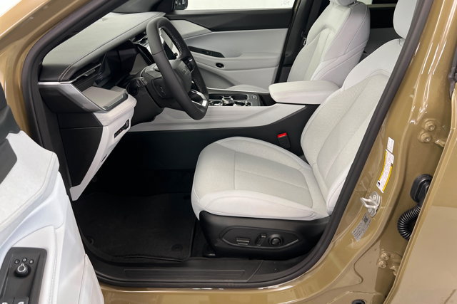 New 2026 Jeep Cherokee Laredo AWD/4WD image 17