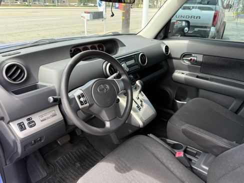 Used 2010 Scion xB Release Series 7.0 FWD image 11