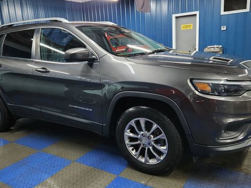 Used 2019 Jeep Cherokee Latitude Plus w/ Cold Weather Group image 64