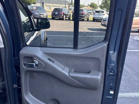 Used 2018 Nissan Frontier PRO-4X AWD/4WD image 14