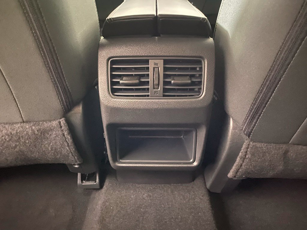 Used 2025 Nissan Rogue S AWD/4WD image 25