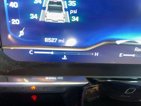 Used 2022 Chevrolet Silverado 1500 LT image 14