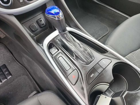 Used 2016 Chevrolet Volt LT image 25