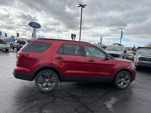Used 2018 Ford Explorer Sport w/ Equipment Group 401A image 6