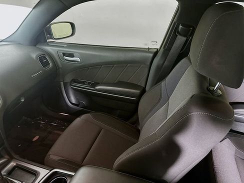 Used 2020 Dodge Charger SXT RWD image 22