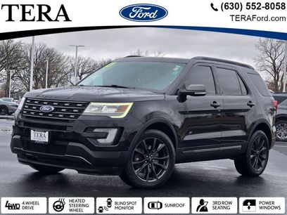 Used 2017 Ford Explorer XLT w/ XLT Technology Feature Bundle