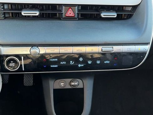 Used 2024 Hyundai Ioniq 5 SE image 27