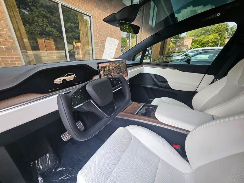 Used 2023 Tesla Model X AWD/4WD image 37