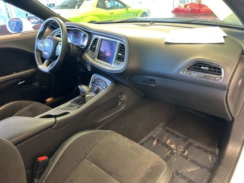 Used 2022 Dodge Challenger SRT Hellcat Redeye image 34