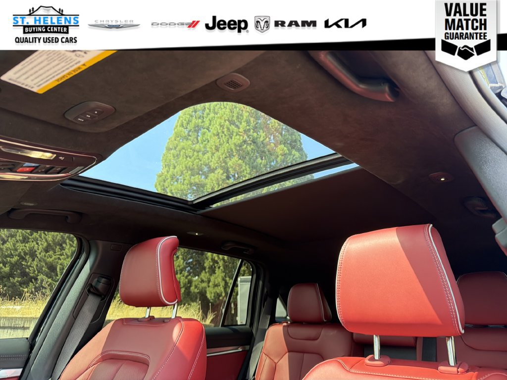 Used 2024 Jeep Wagoneer Limited AWD/4WD image 17