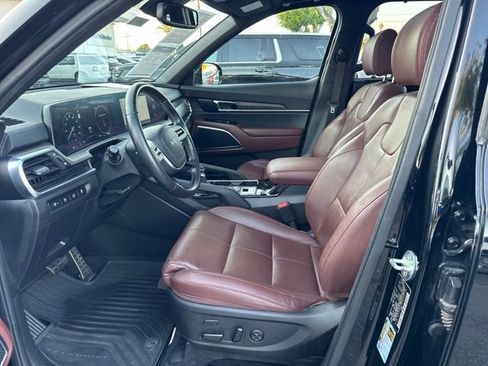Used 2023 Kia Telluride SX image 9