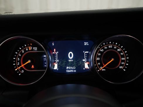 Used 2019 Jeep Wrangler Unlimited Sahara w/ Quick Order Package 24M Moab image 2