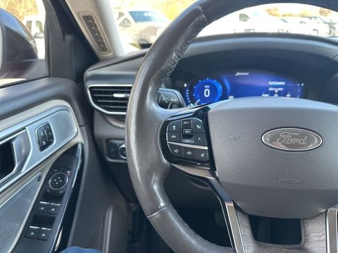 Used 2021 Ford Explorer Platinum w/ Equipment Group 601A image 24