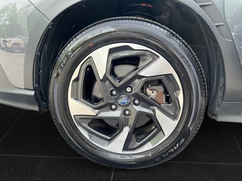 Used 2024 Subaru Crosstrek 2.5i Limited AWD/4WD image 9