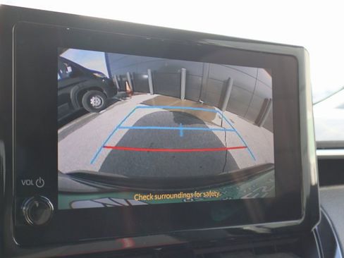 Used 2024 Toyota Corolla SE image 33