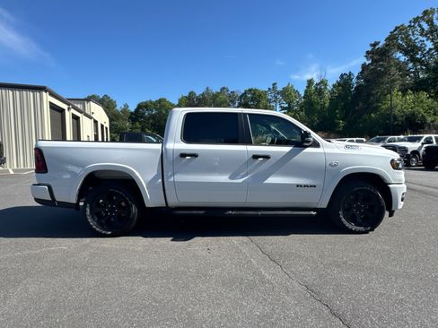 New 2026 RAM 1500 Big Horn AWD/4WD image 4
