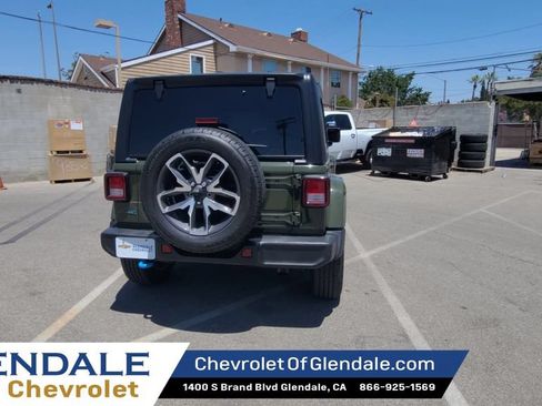 Used 2024 Jeep Wrangler Unlimited AWD/4WD image 7