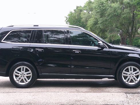 Used 2015 Mercedes-Benz GL 450 4MATIC image 8