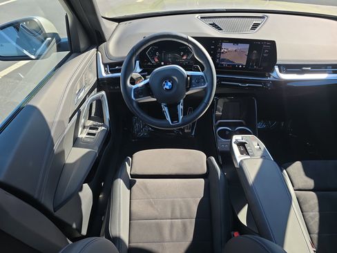 Used 2025 BMW X1 xDrive28i w/ M Sport Package image 15