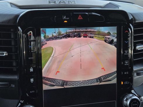 New 2026 RAM 1500 4x4 Crew Cab image 19