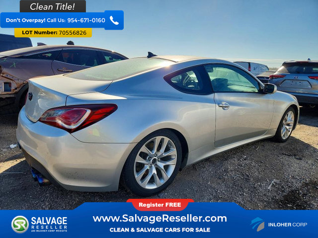 Used 2013 Hyundai Genesis 2.0T RWD image 4