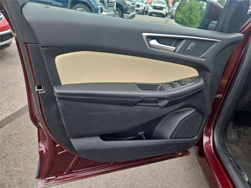 Used 2021 Ford Edge SEL w/ Convenience Package AWD/4WD image 20