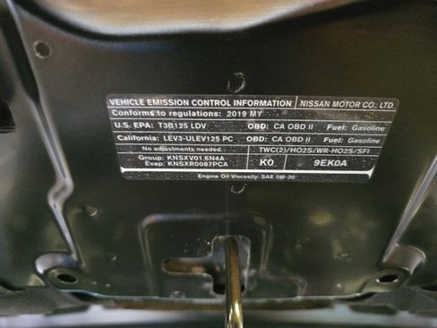 Used 2019 Nissan Versa S Plus image 31