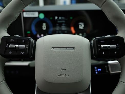 New 2026 Hyundai Santa Fe SE image 10