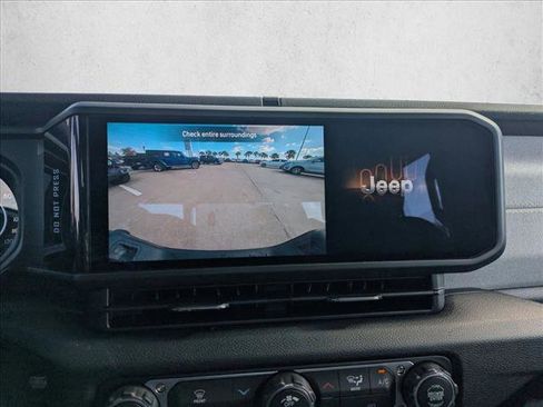 New 2026 Jeep Gladiator Sport image 12