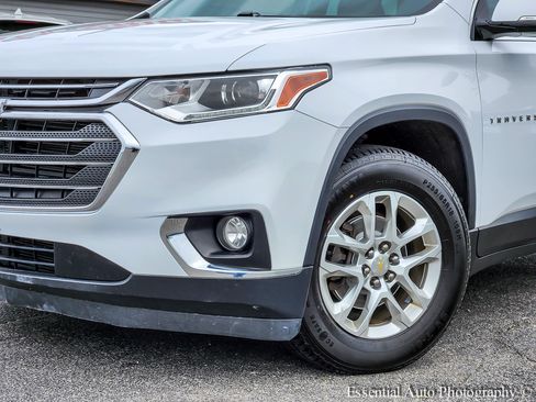 Used 2019 Chevrolet Traverse LT AWD/4WD image 32