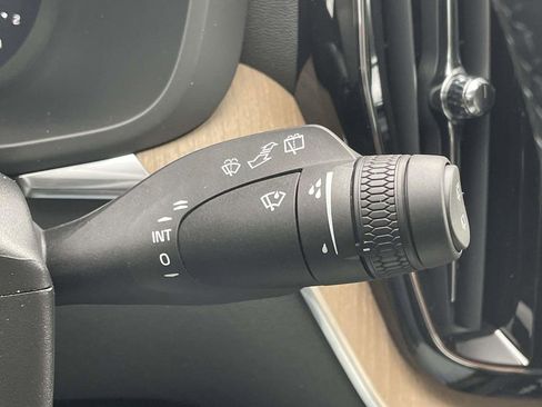 New 2026 Volvo XC60 B5 Core w/ Climate Package image 13